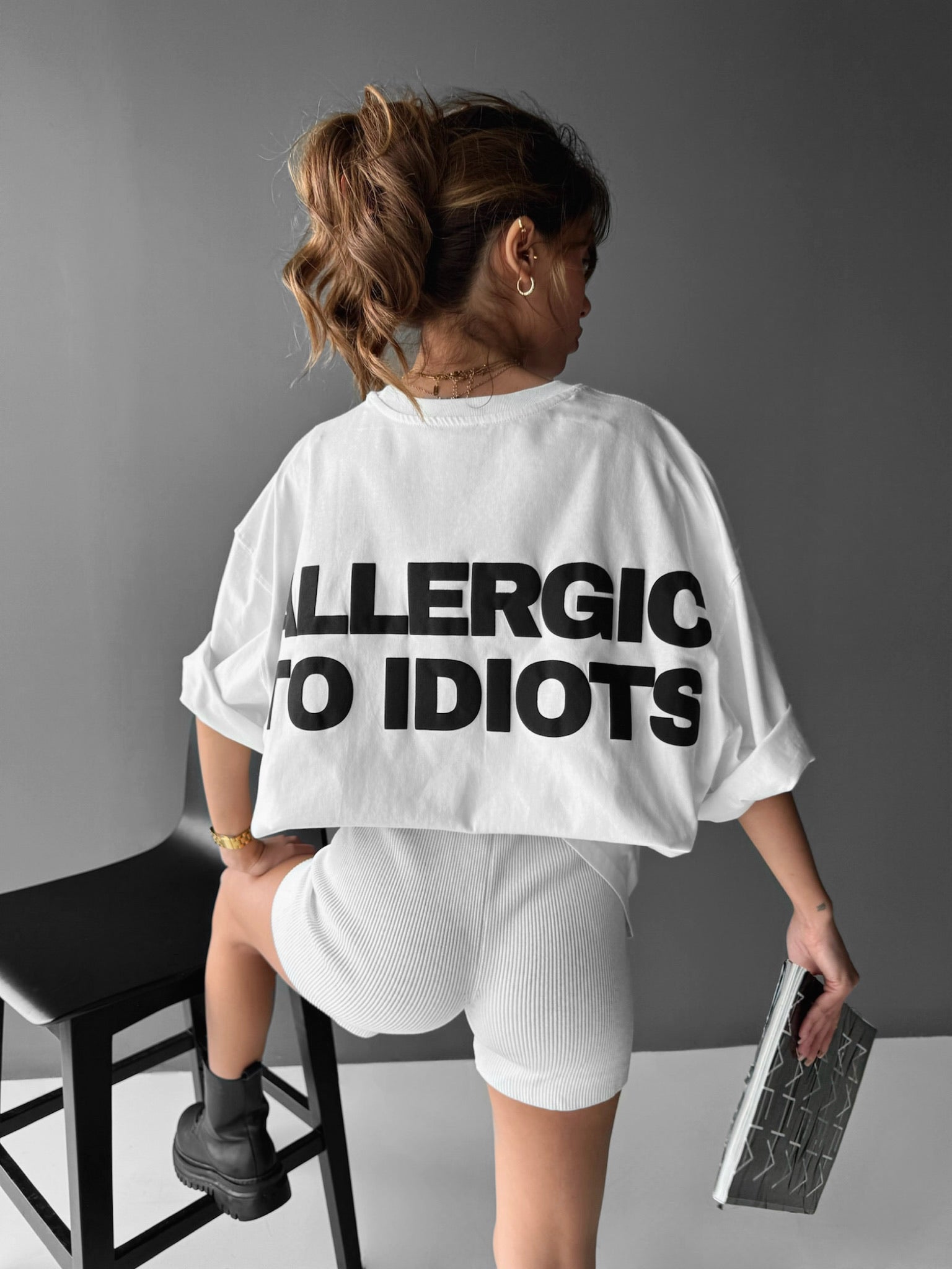 1. Oversize Statement T-shirt - Ecru