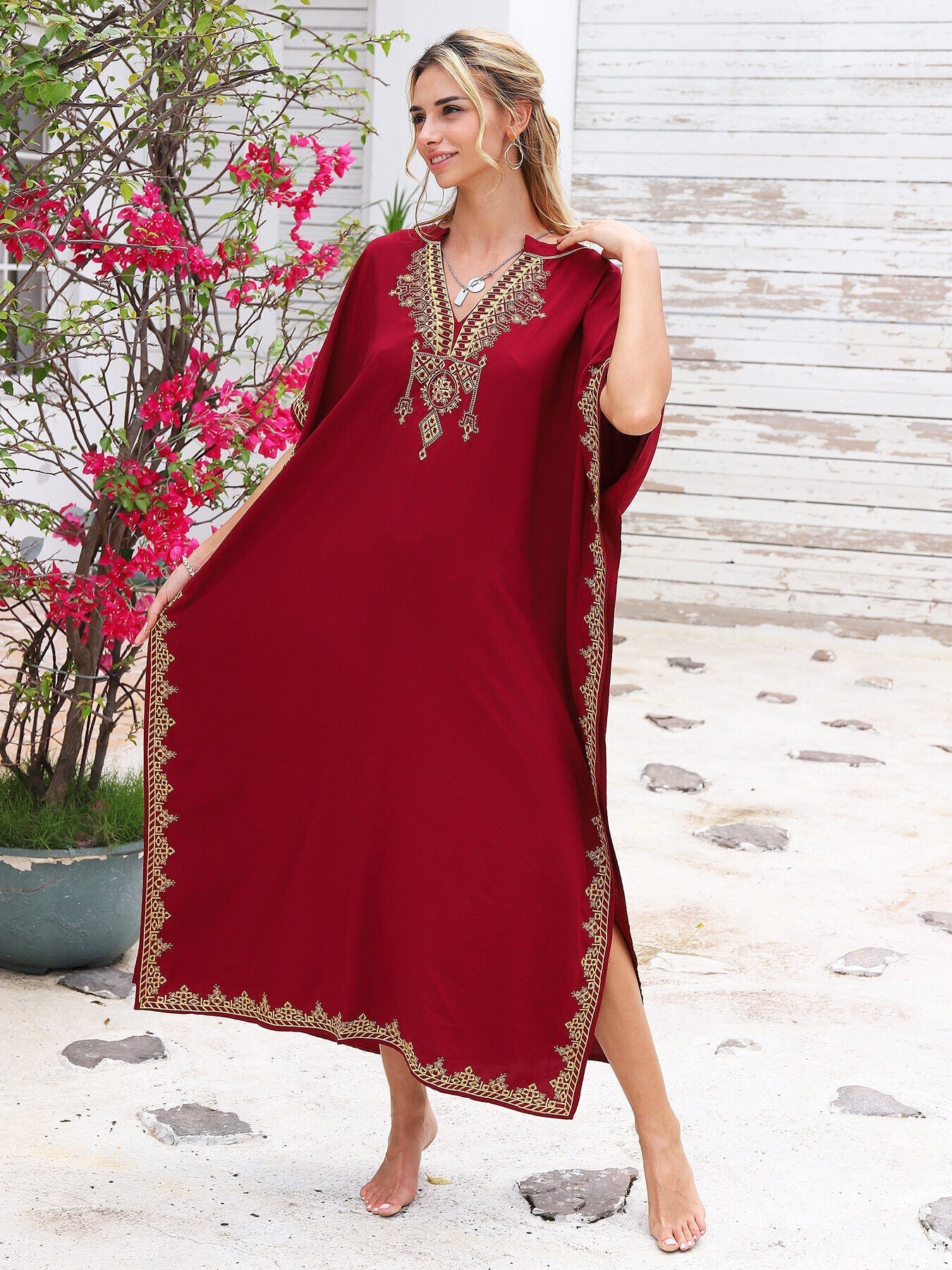 Robe d'Été Brodée en Bambou