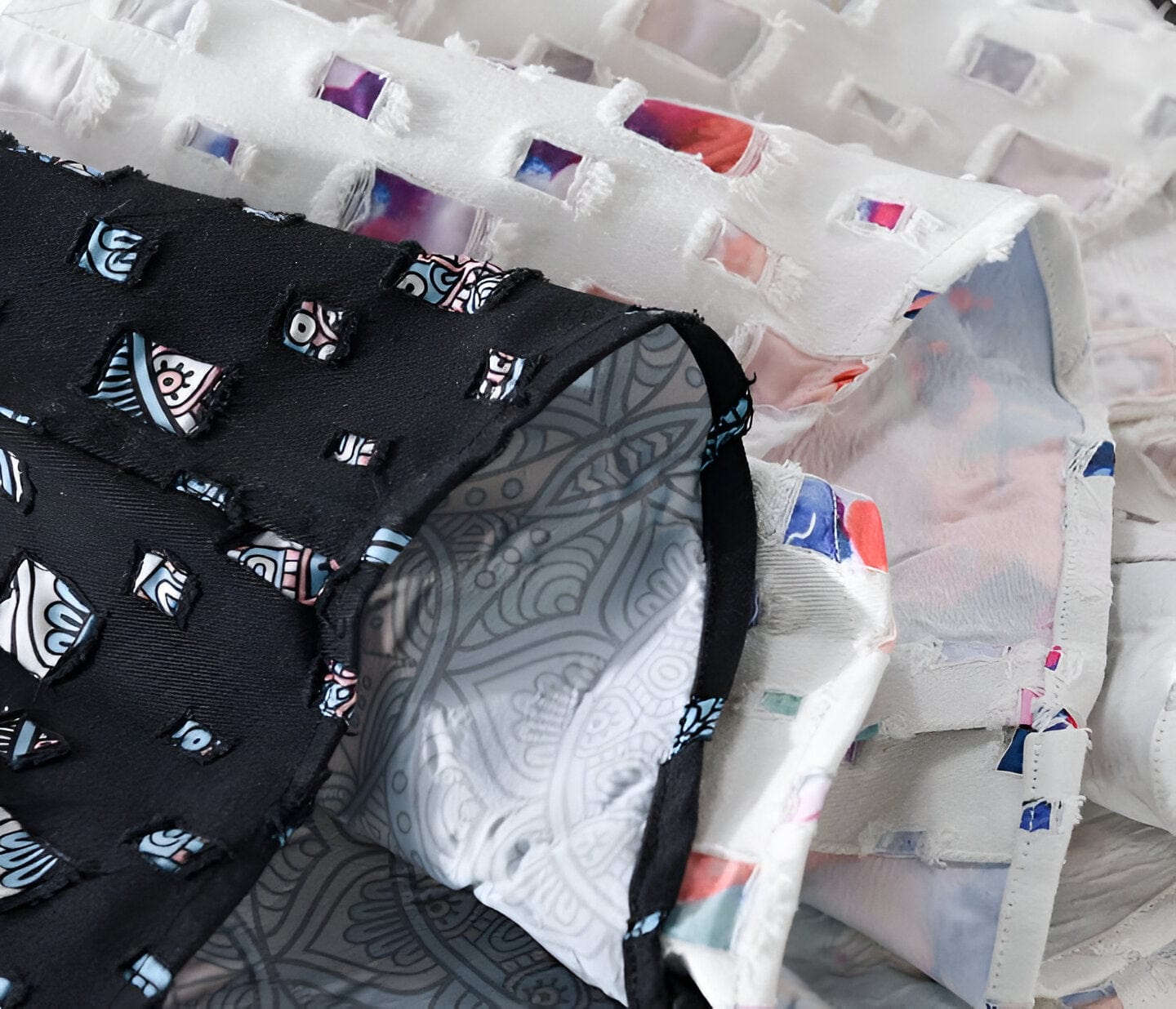 FLORA|CHEMISE EN DENIM EFFILOCHÉ