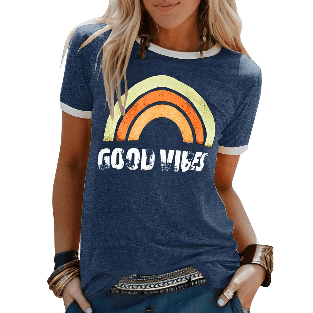 Nina｜T-SHIRT GOOD VIBES