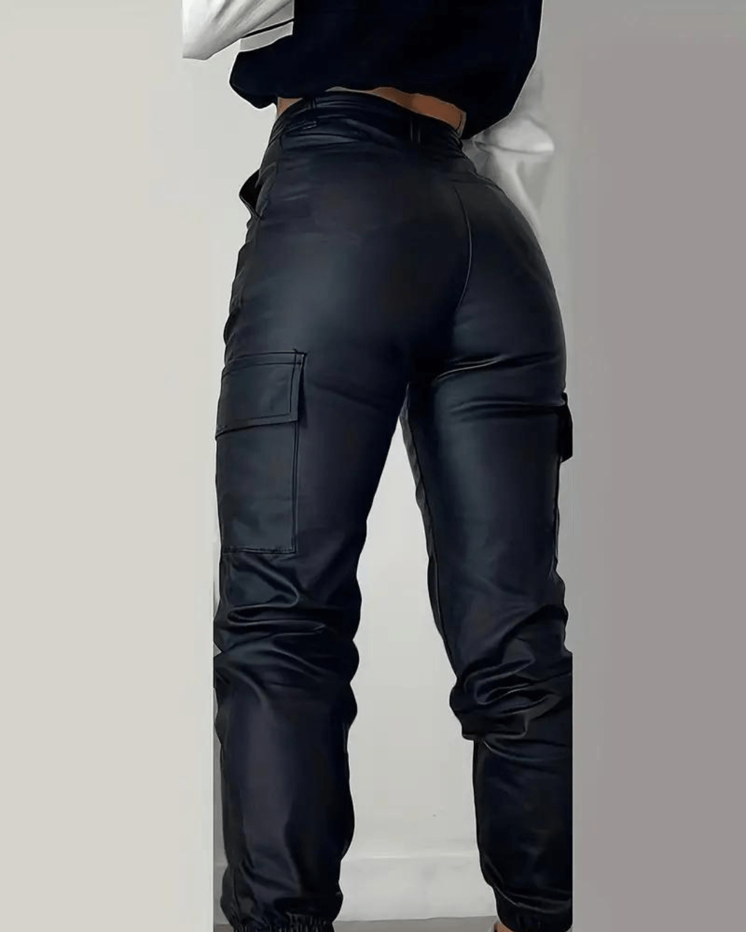 Lisa｜Pantalon en cuir Cargo