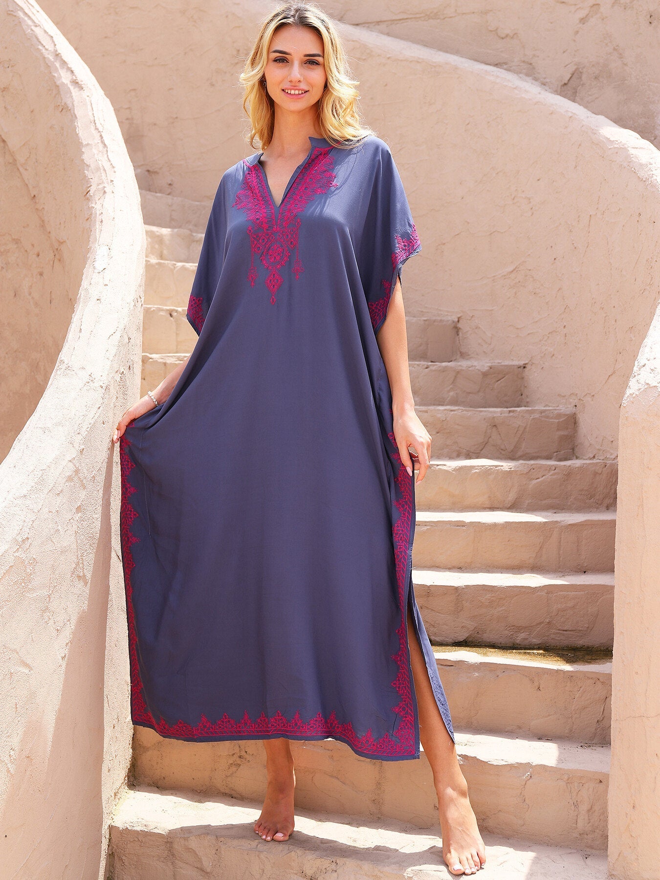 Robe d'Été Brodée en Bambou
