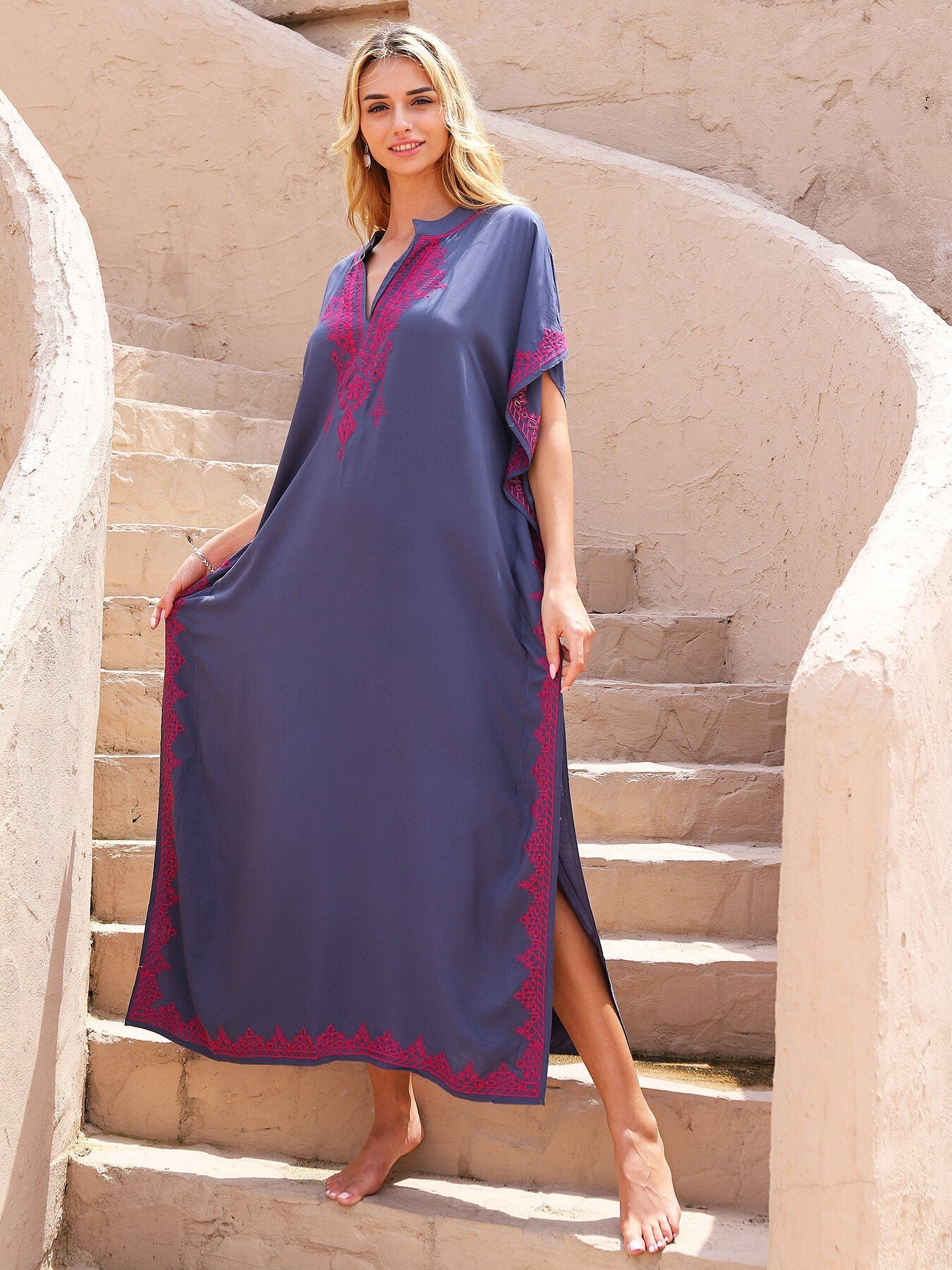 Robe d'Été Brodée en Bambou