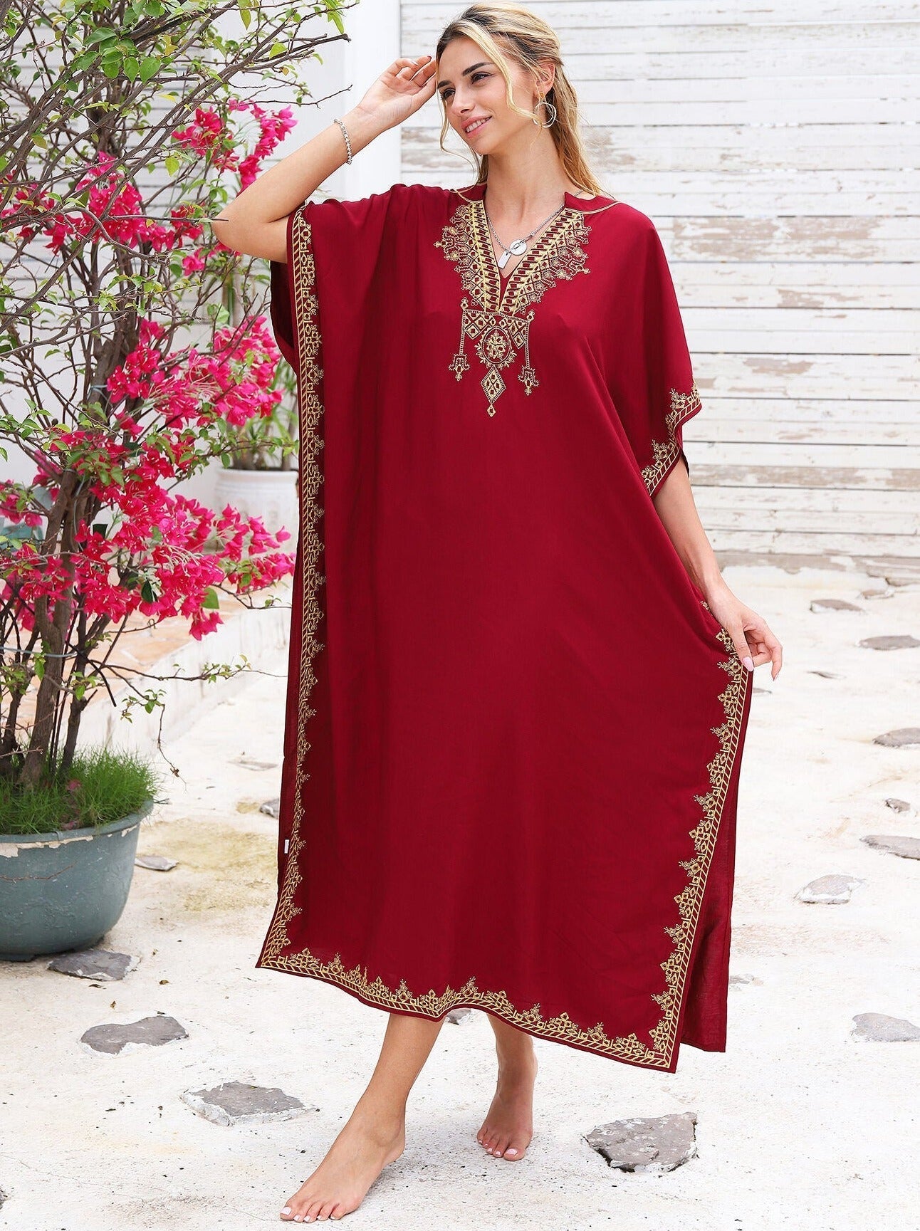 Robe d'Été Brodée en Bambou