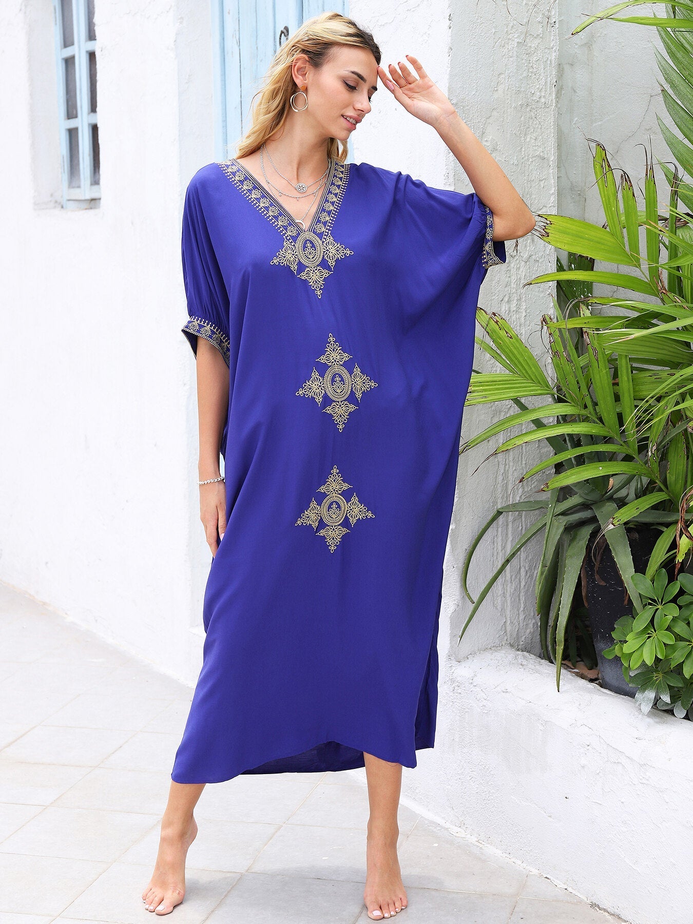 Robe d'Été Brodée en Bambou
